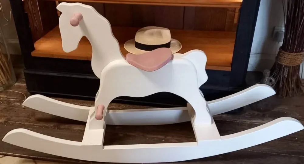 CHEVAL A BASCULE