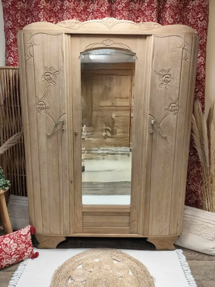 0e65b41ac4dc8ead73aa2810438c63162c0a4e44-6851252c131f1