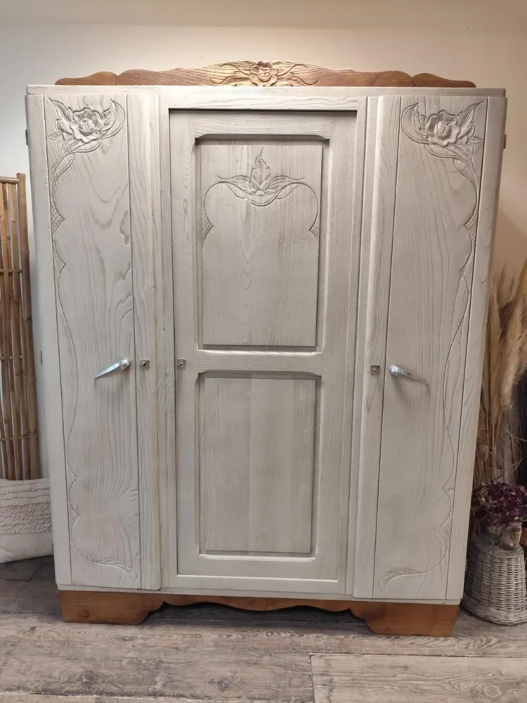 9c8d7484-6194-472f-ad53-2aa9839ef428