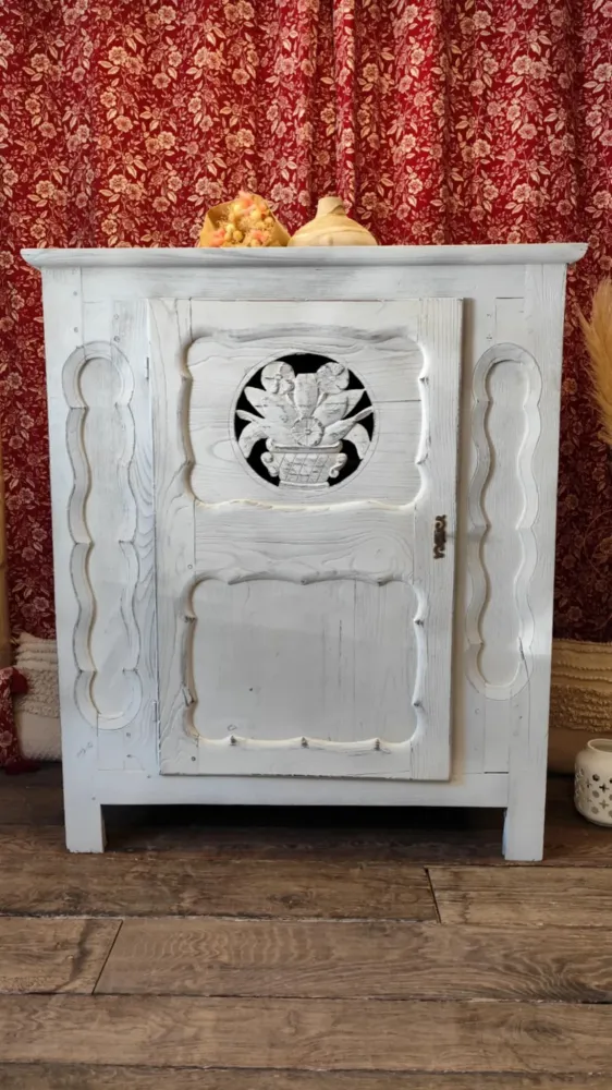 e198a2b0-9976-4a6b-9168-d056d433d1c0