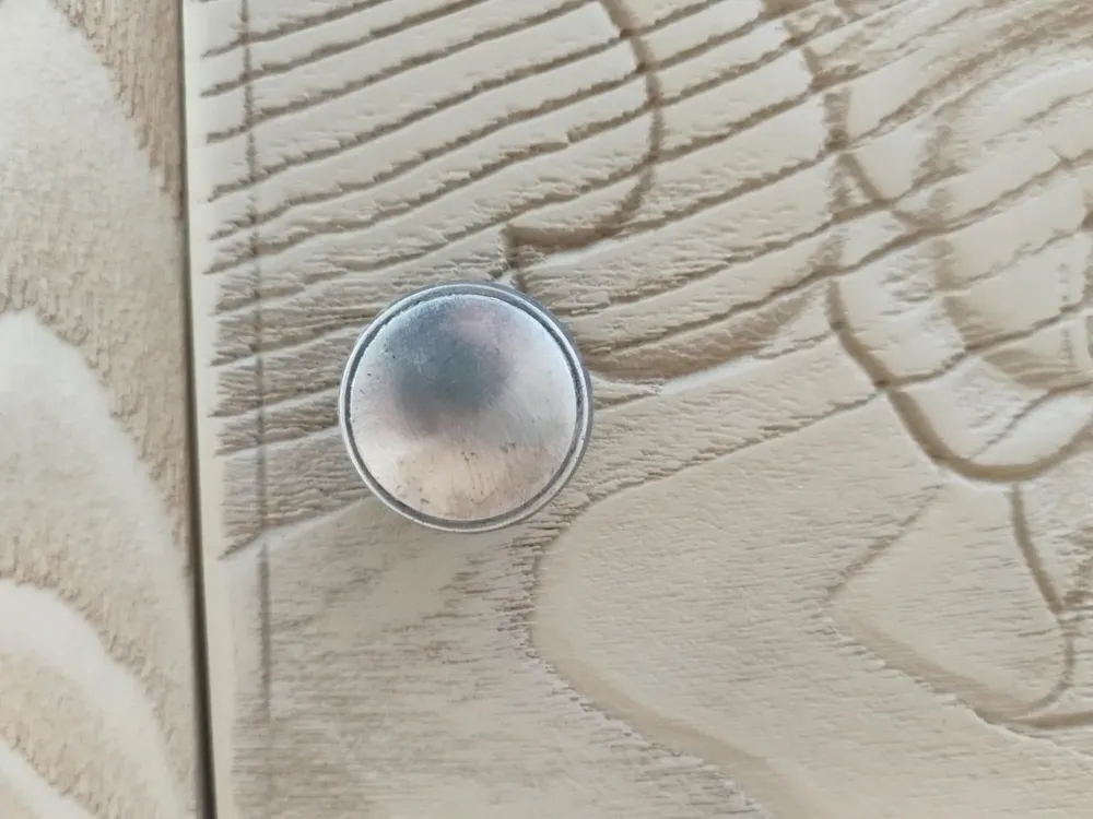 dba9eec7-dd93-45b8-af1e-d4582e00e54f